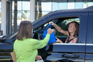 A Breast Milk Donor Drops off donation at SMH-Venice Main Entrance A Breast Milk Donor Drops off donation at SMH-Venice Main Entrance